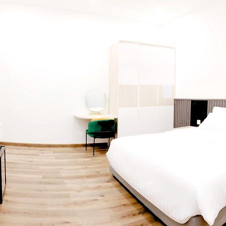Hera Hostel チャウドック エクステリア 写真